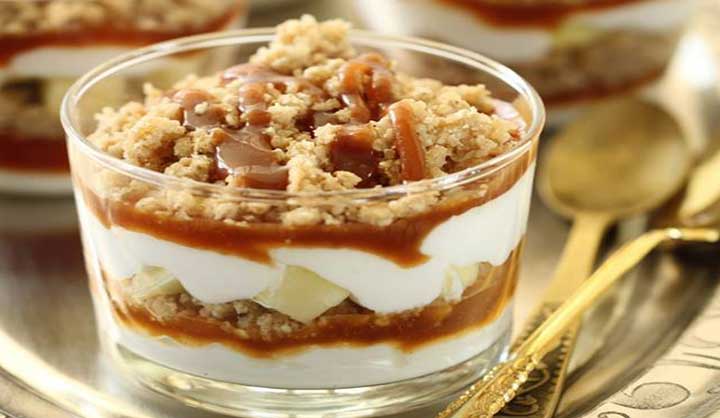 Whipped Cream Caramel Apple Crumble