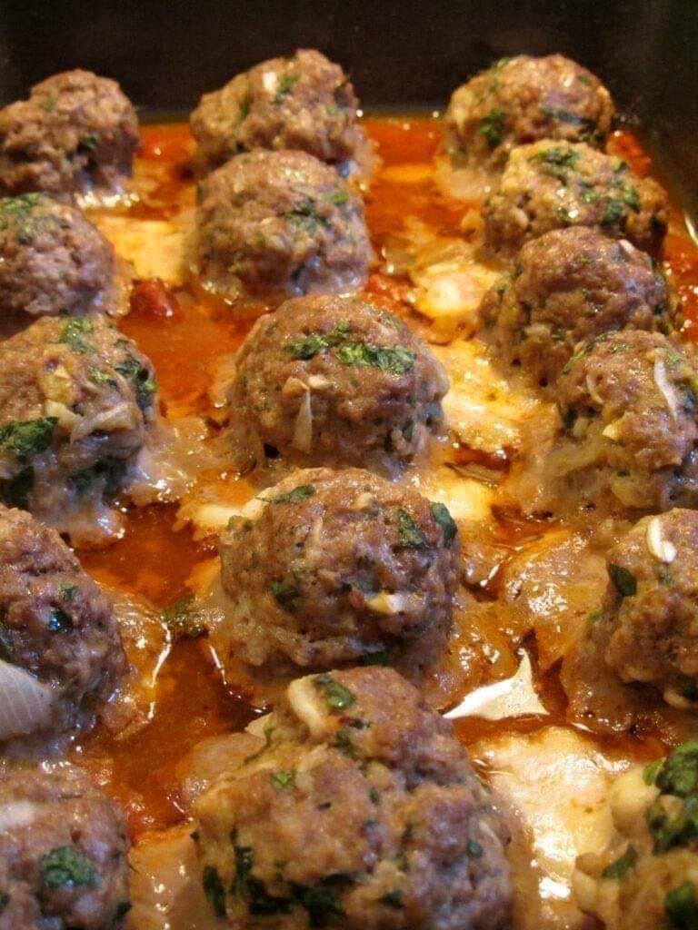 Meatballs with Baked Mozzarella Stuffing