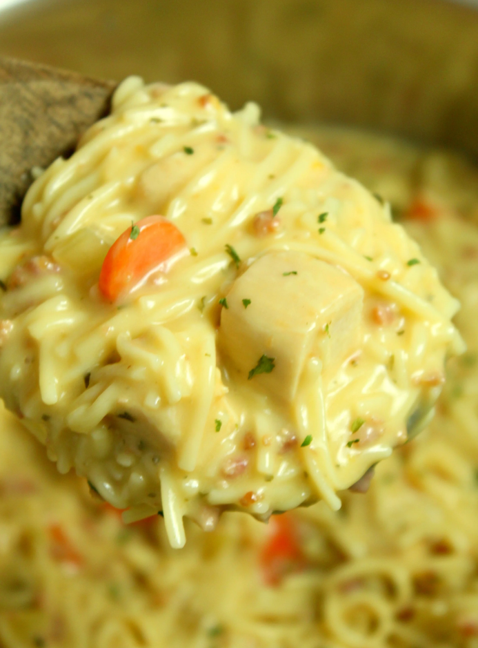 Soup with Cracked Chicken Noodles