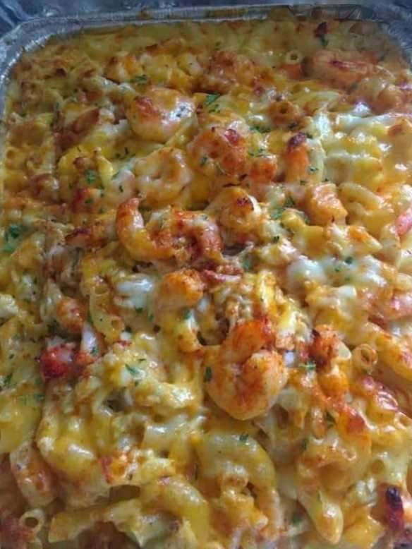 Macaroni and Cheese with Seafood