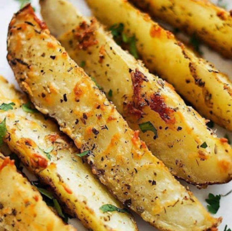 WEDGES WITH BAKED GARLIC PARMESAN POTATOES