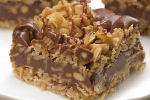 Chocolate Oat Bars with No Bake