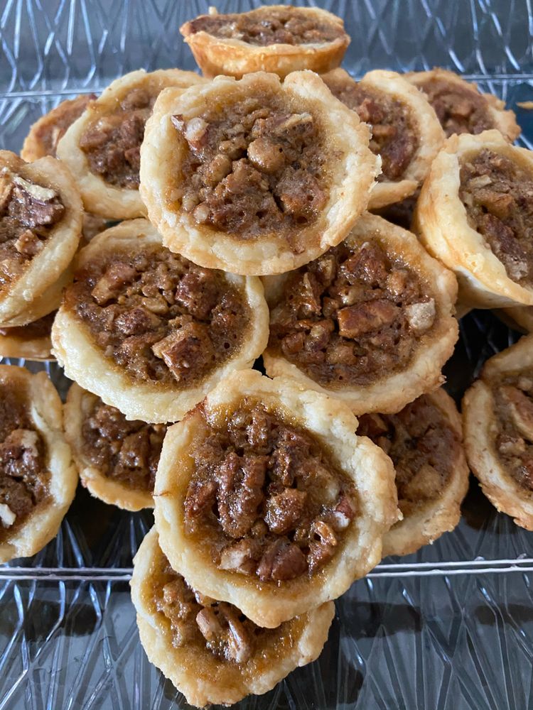 The Most Delicious Buttery Pecan Tarts