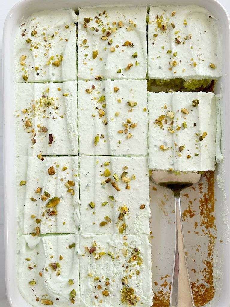 Pistachio Pineapple Cake