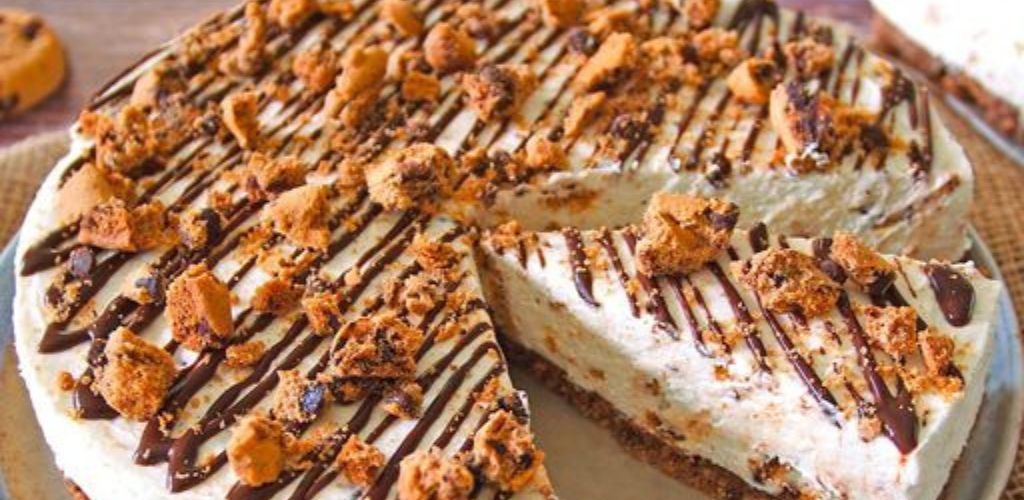 Cookies and cream cheesecake: a dish using American chocolate cookies