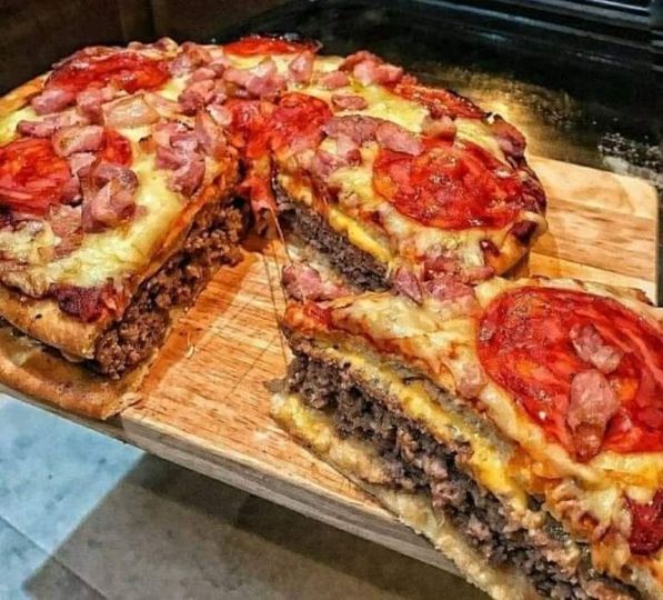 THE PIZZA, BURGER, AND PIE!