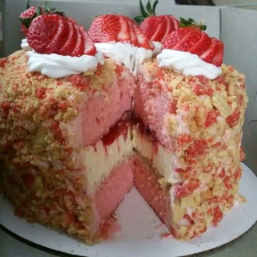 The Perfect Strawberry Shortcake Cheesecake