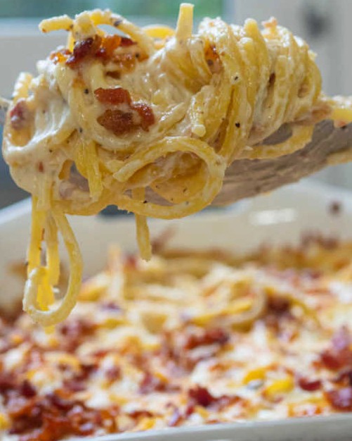 Indulge in the Creamy Bacon Cheese Baked Spaghetti Delight