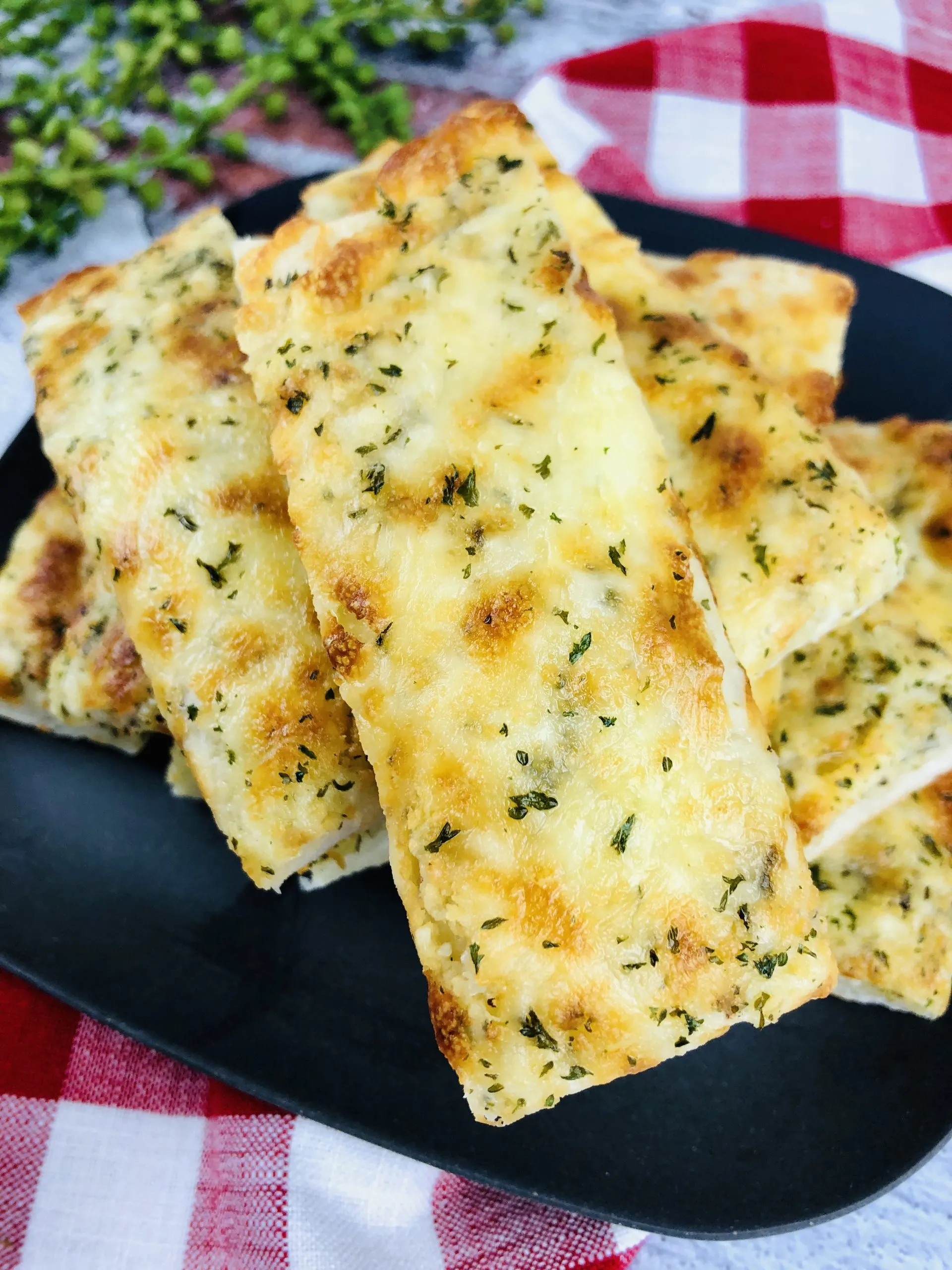 Cheesy Garlic Breadsticks: A Delicious Side for Game Day or Soup