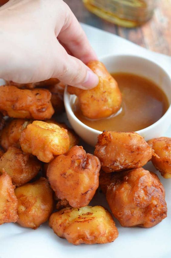 NUGGETS OF MAPLE WAFFLE CHICKEN