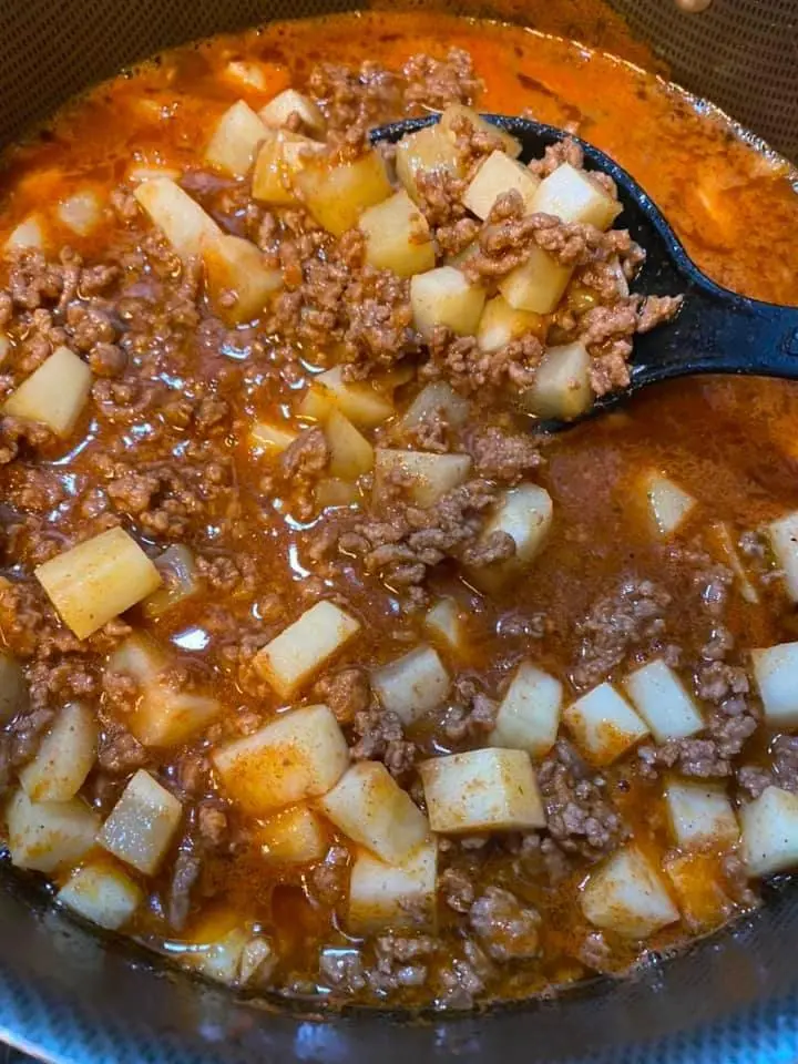 Flavorful Ground Beef and Potatoes Recipe