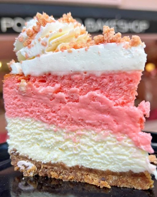 How to Make Delicious Strawberry Shortcake Cheesecake