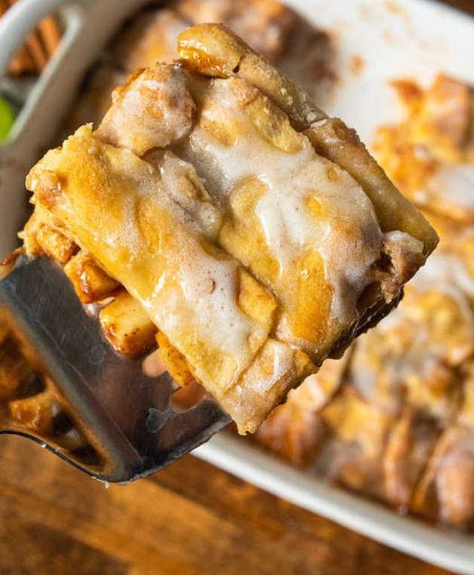 Apple Cinnamon Roll Lasagna – A Delicious Fall Dessert