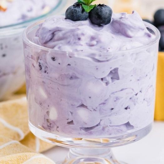 Delicious and Refreshing Blueberry Fluff Salad