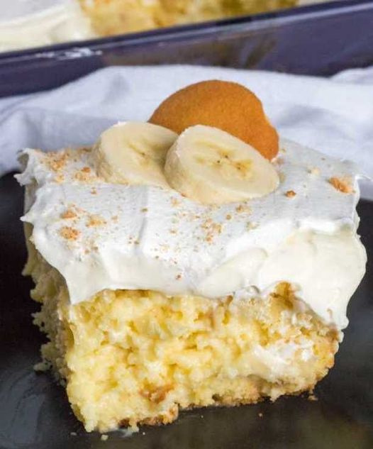 Creamy and Delicious Banana Pudding Poke Cake