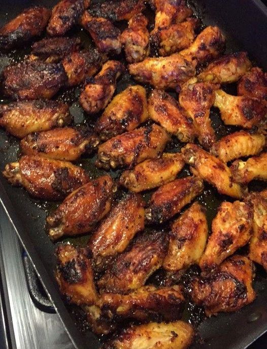 Easy and Delicious 3 Ingredient Crockpot BBQ Wings