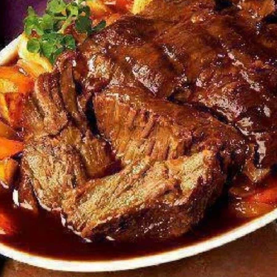 An Easy and Flavorful Roast Recipe for Your Slow Cooker