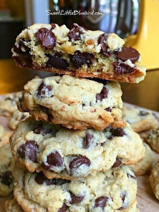 The Best Chocolate Chip Oatmeal Cookies