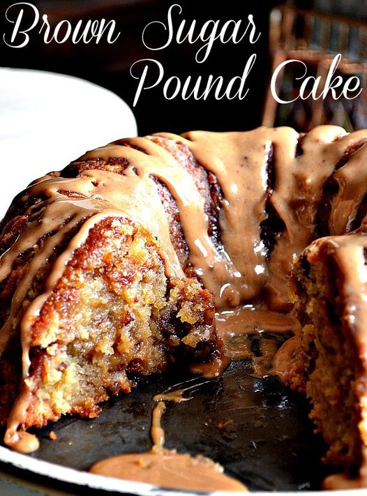 Brown sugar caramel pound cake is simple, cheap, and very tasty.