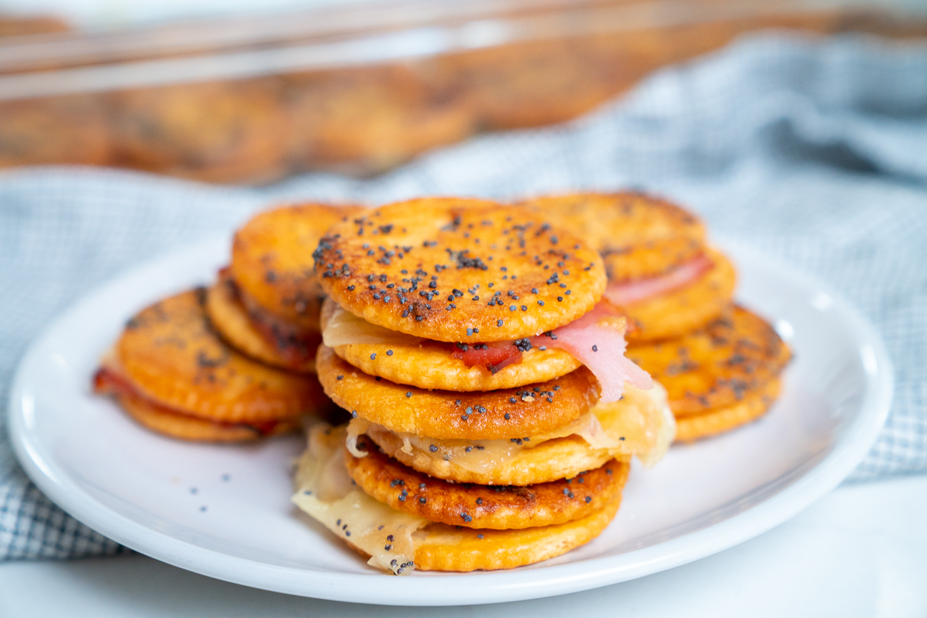 Ritz Cracker Party Sandwiches: Easy and Irresistible Bite-sized Snacks