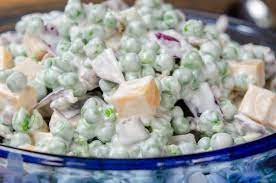 Grandma’s Classic Creamy Pea Salad