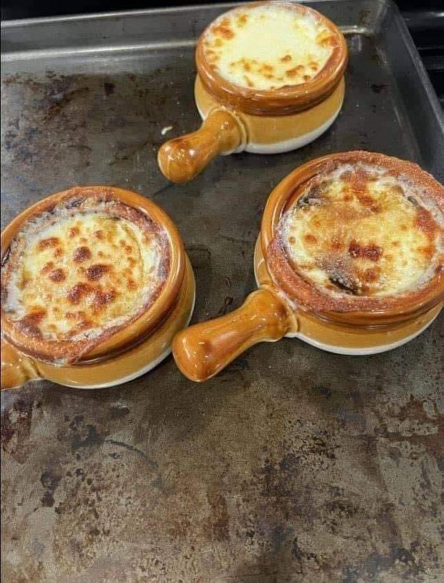 French Onion Soup: A Classic Comfort Food Recipe