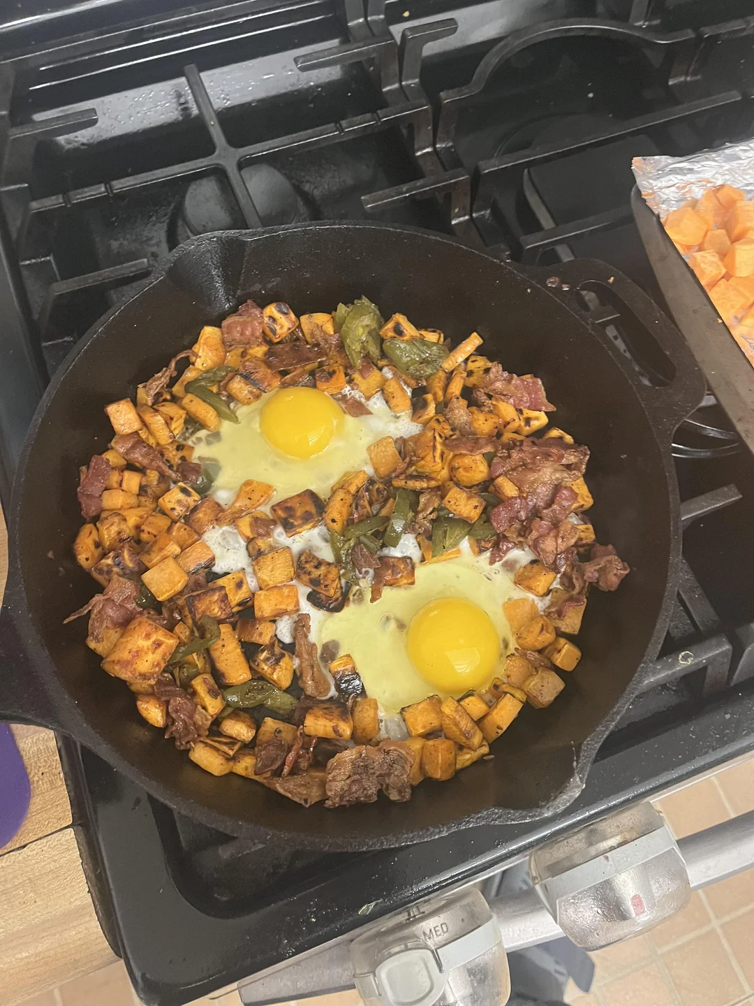 Delicious Bacon Jalapeño Sweet Potato Hash