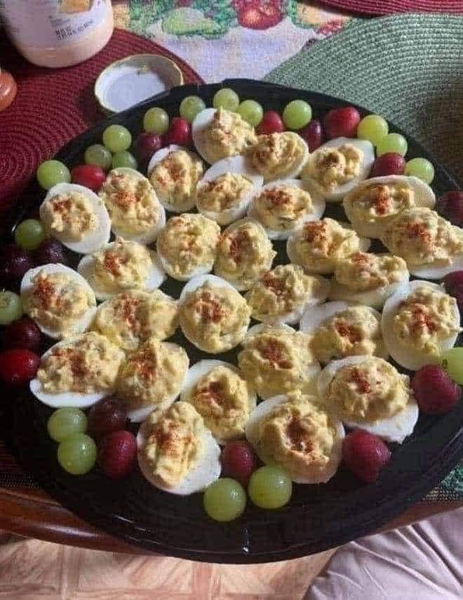 Easy and Delicious Deviled Eggs Recipe