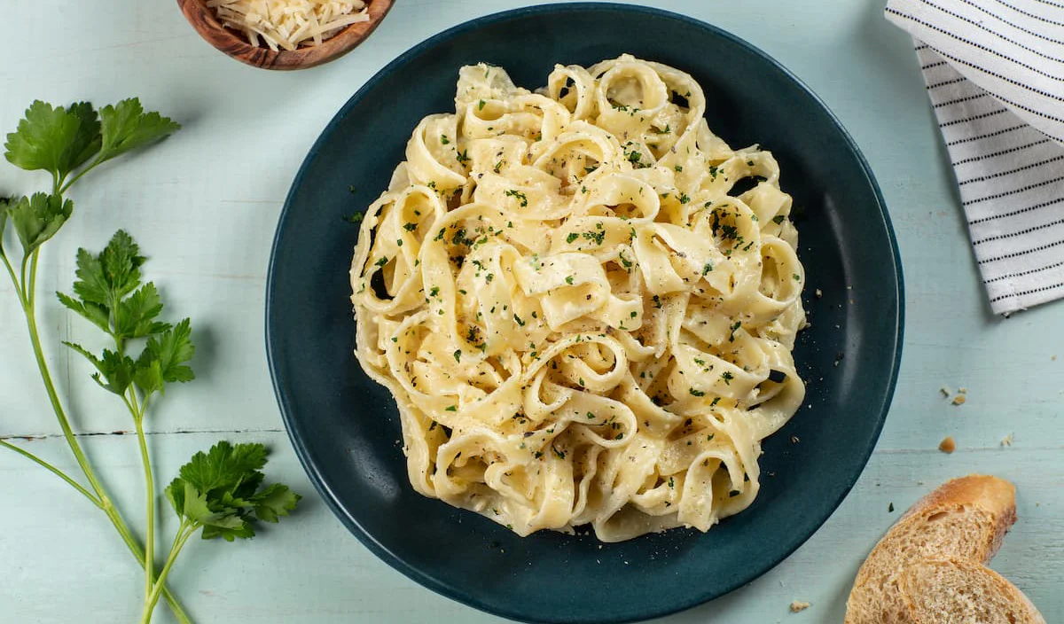 Delicious Fetuccini Alfredo Recipe for a Classic Italian Dish