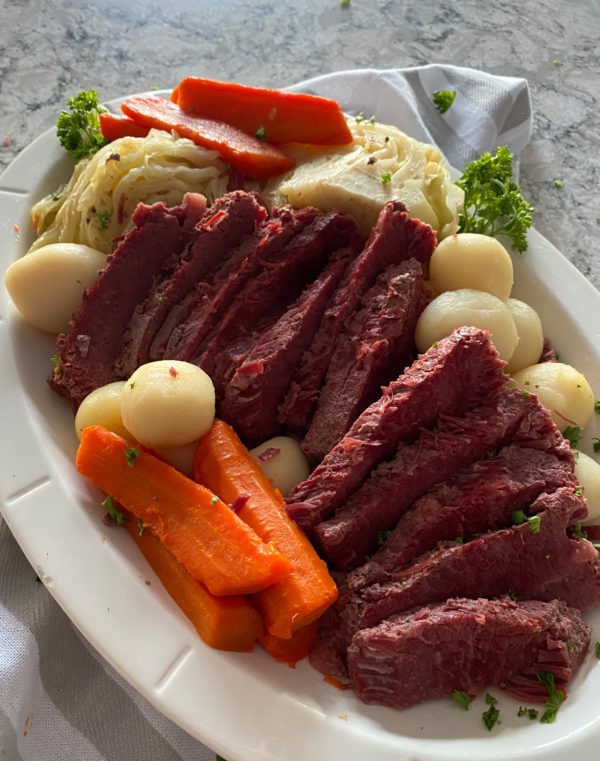 Slow Cooker Corned Beef and Cabbage Dinner