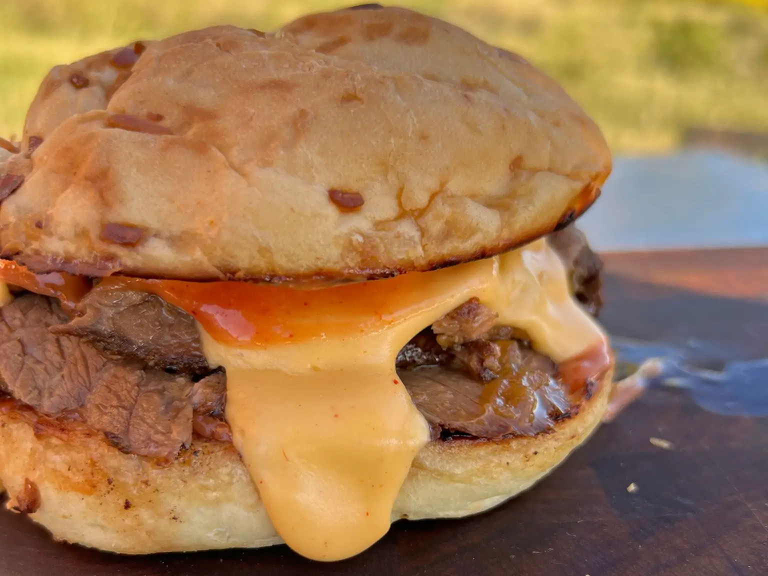 Homemade Delight: Arby’s Beef & Cheddar Sandwiches in Minutes!