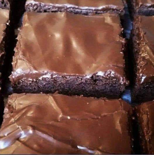 Savor the Nostalgia: The Legacy of Lunchroom Ladies Brownies