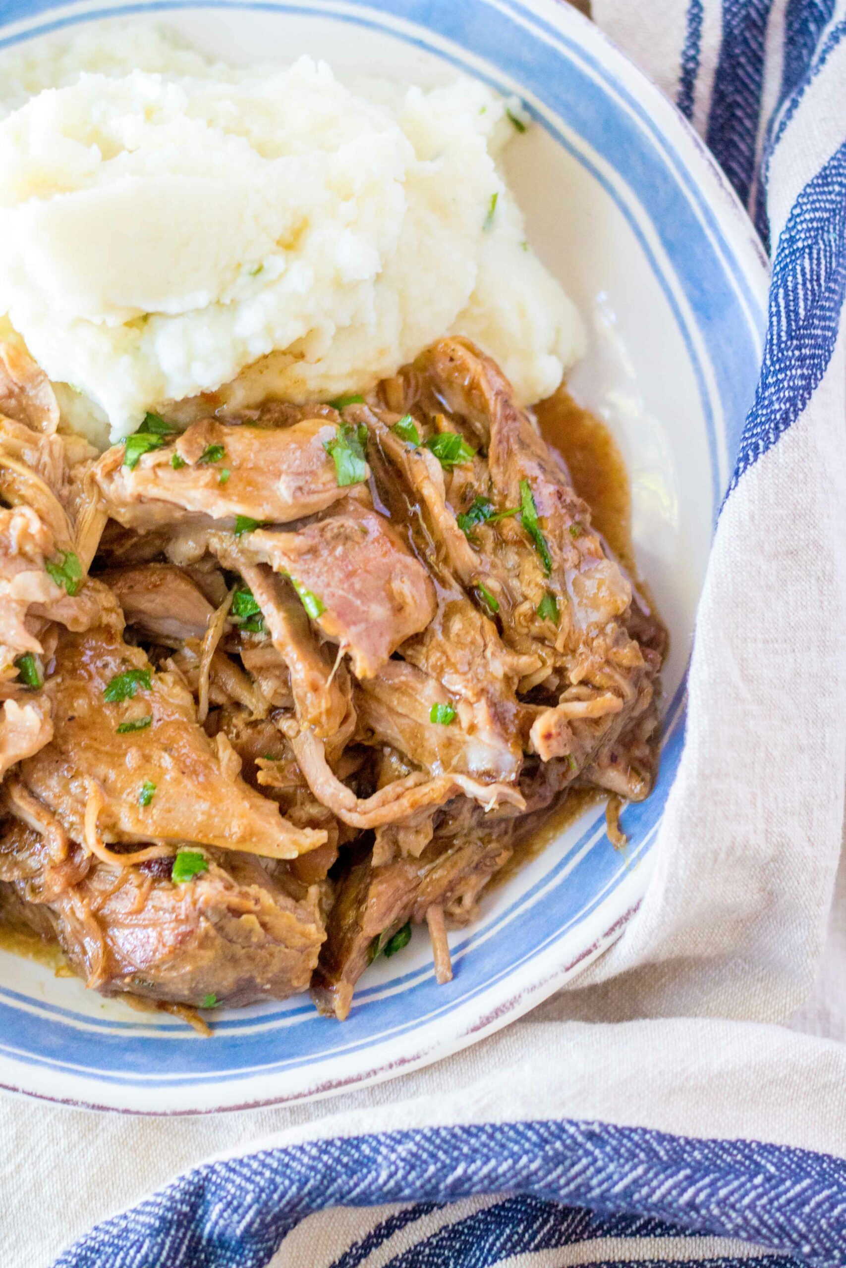 A Delicious and Easy Slow Cooker Recipe for Tender Pork Roast