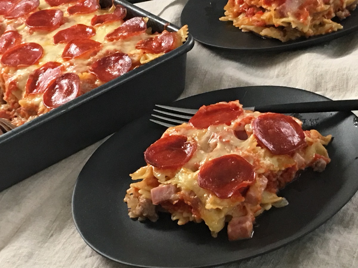 A Tasty Pizza Pasta Bake Recipe Just for You!