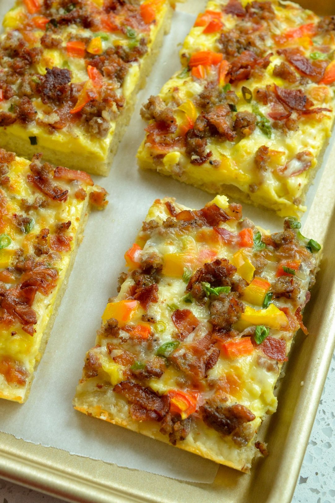 Hearty Breakfast Pizza Delight