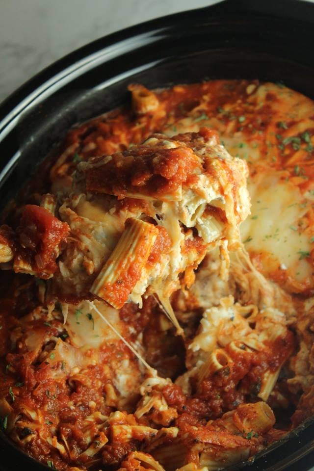 Slow Cooker Cheesy Baked Ziti