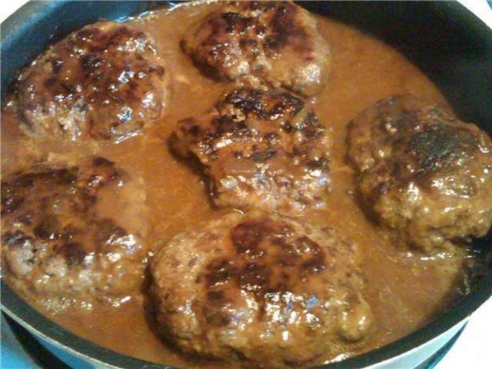 Salisbury Steak – A Classic Comfort Dish