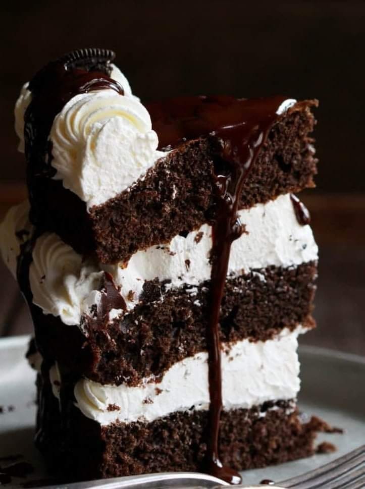 Mississippi Mudslide Cake